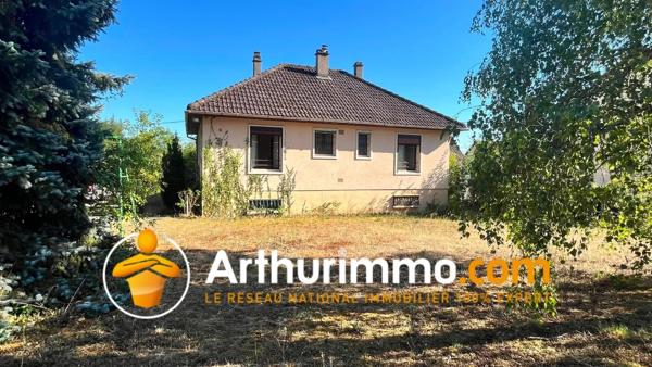 Vente                                                      Maison
                        
                     3 pièces                      78 m2                     à Gien