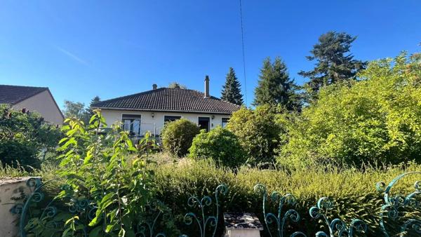 Vente                                                      Maison
                        
                     3 pièces                      78 m2                     à Gien