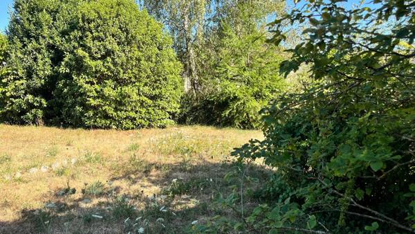 Vente                                                      Maison
                        
                     3 pièces                      78 m2                     à Gien