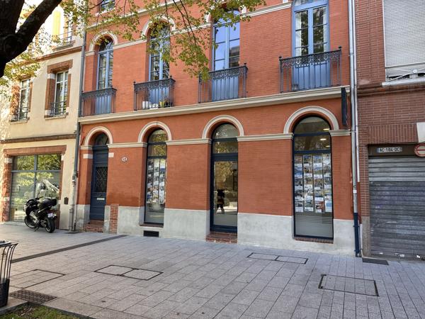Commerce À vendre 4 pièces 93 m²