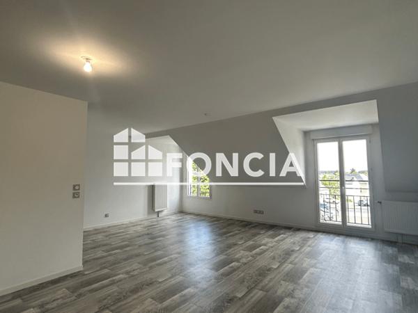 Location Appartement 2 pièces 55.27 m² - 45 RUE DU 8 MAI 1945 Saint Cyr En Val 45590