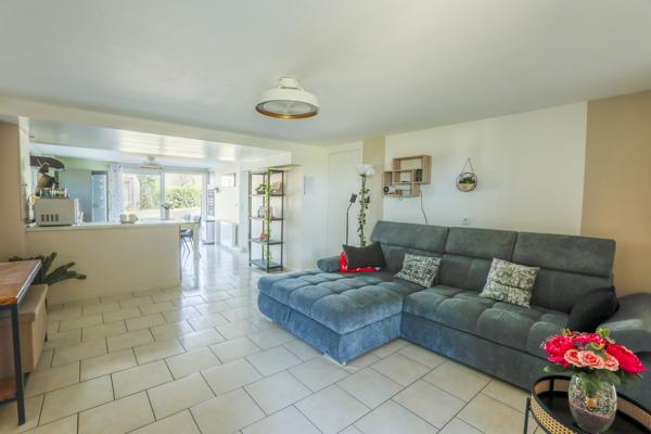 Belle villa 182m² hab avec terrasse, garage et jar - REF. VM461