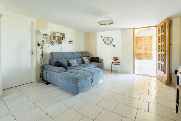 Belle villa 182m² hab avec terrasse, garage et jar - REF. VM461