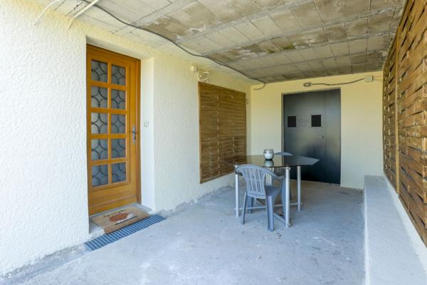 Belle villa 182m² hab avec terrasse, garage et jar - REF. VM461