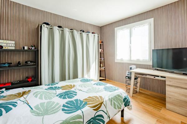 Belle villa 182m² hab avec terrasse, garage et jar - REF. VM461