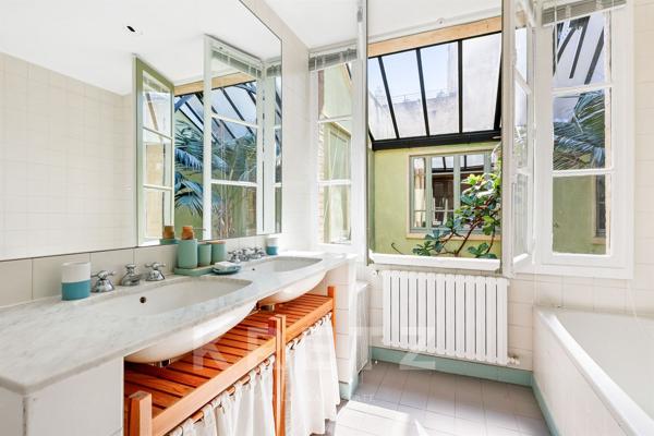 Paris XVIème - Une maison familiale avec jardin