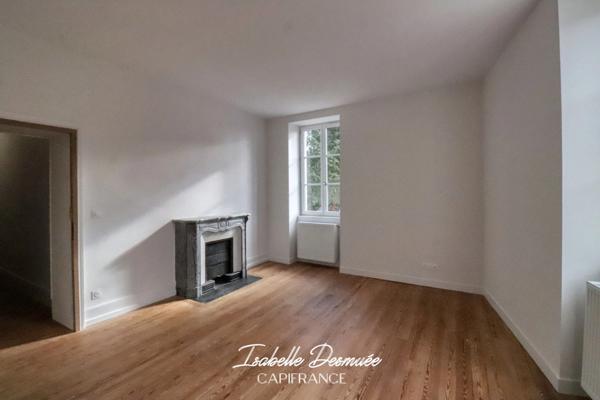 Alliance du cachet et du confort – Maison de charme rénovée avec 4 chambres, jardin, garage