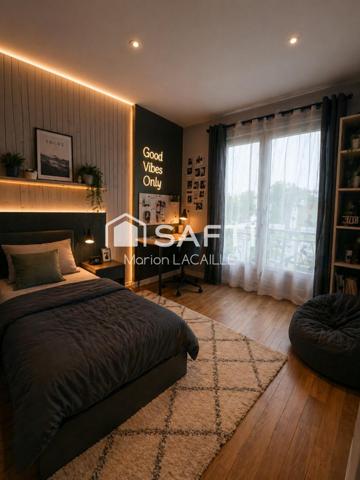 Maison de 102m2 sur 1100m2 de terrain avec 4 chambres.