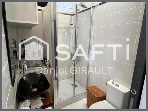 Charmant studio, idéalement situé dans une petite résidence tout proche de la plage !