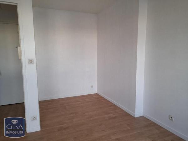 Appartement à louer 1 pièce 22.07m²