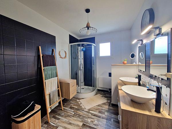 À VENDRE - Maison familiale à Châteauneuf-sur-Sarthe