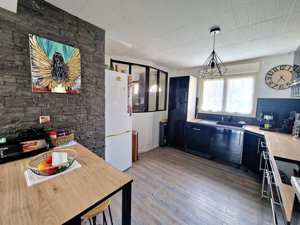 À VENDRE - Maison familiale à Châteauneuf-sur-Sarthe