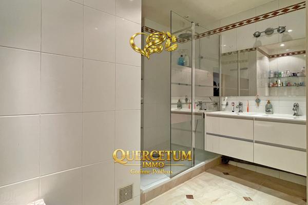 'CHENE D'OR' : DERNIER ETAGE - 107.62 m² - balcon filant 16 m² - 4 chambres - cave - box