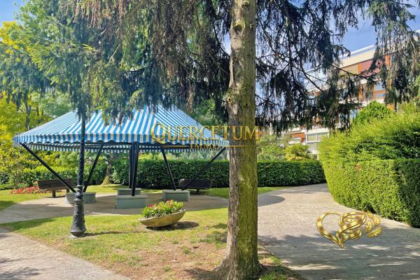 'CHENE D'OR' : DERNIER ETAGE - 107.62 m² - balcon filant 16 m² - 4 chambres - cave - box