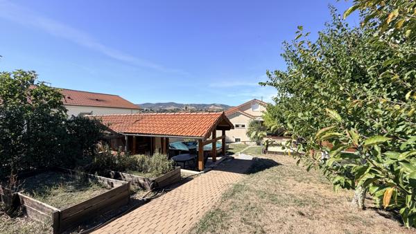 Maison 140m² avec jardin et piscine