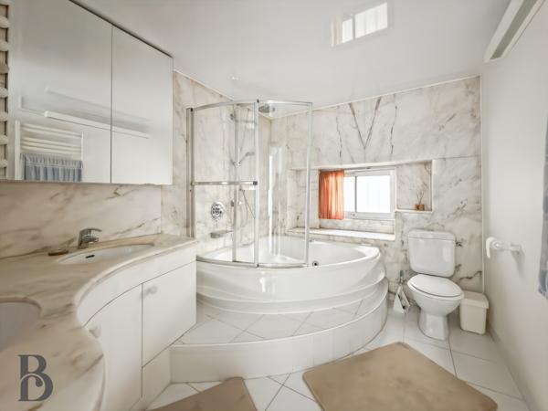 Superbe duplex familial -Verdoyant- Duroc/Falguière