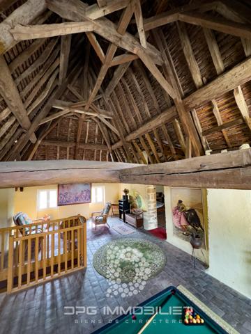 La Roche-Vineuse (71960) Élégance intemporelle – Demeure bourgeoise début XIX? siècle