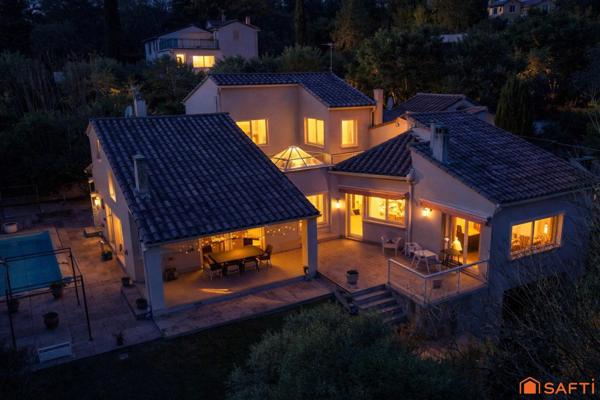 Maison LES ANGLES 232m2 sur 1700m2 de terrain