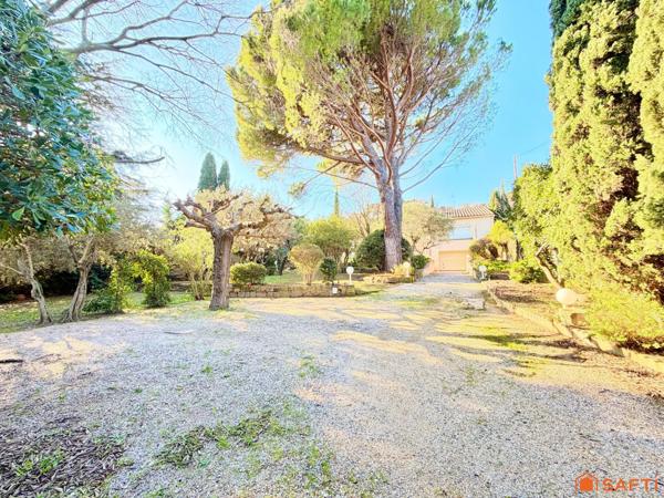 Maison LES ANGLES 232m2 sur 1700m2 de terrain