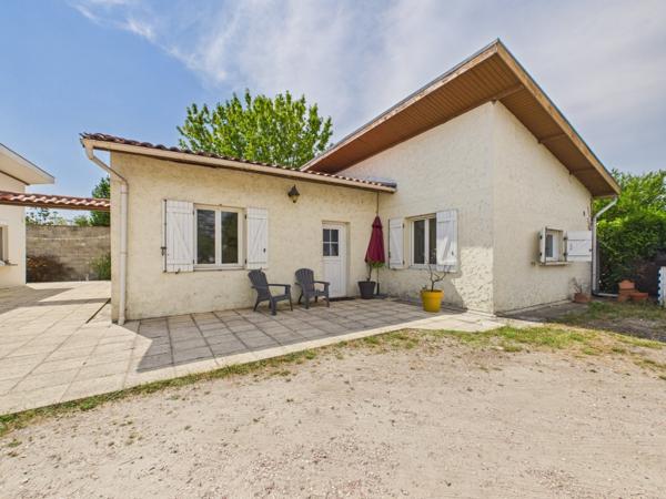 PESSAC SARDINE- Ensemble immobilier rare avec 2 maisons sur 1110m2 ., PESSAC