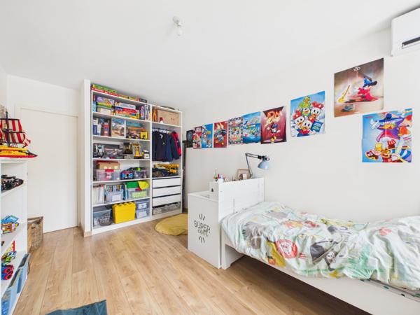 PESSAC SARDINE- Ensemble immobilier rare avec 2 maisons sur 1110m2 ., PESSAC
