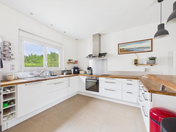 PESSAC SARDINE- Ensemble immobilier rare avec 2 maisons sur 1110m2 ., PESSAC