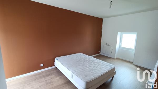 Immeuble à vendre 160 m² Le Coudray-Macouard