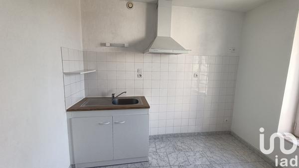 Immeuble à vendre 160 m² Le Coudray-Macouard