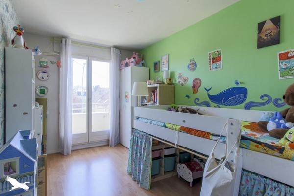 Appartement 320 000 € Poissy 3 p 69 m² DPE C