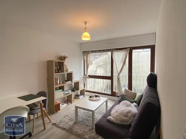 Appartement à louer 2 pièces 32.6m² Bordeaux (33000)