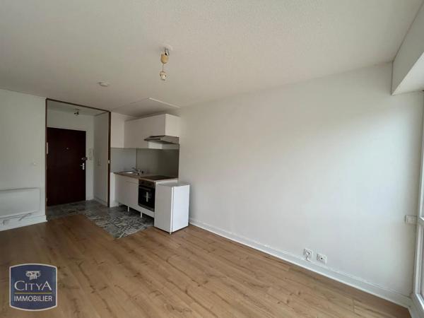 Appartement à louer 2 pièces 32.6m² Bordeaux (33000)