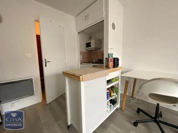 Appartement à louer 2 pièces 32.6m² Bordeaux (33000)