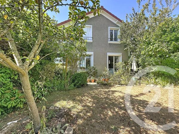 Maison à vendre  5 pièces - 100,23 m 2   VERSAILLES  - 78