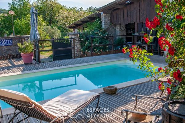 Bergerie de caractère rénovée du XVIIIème siècle avec vue,piscine et carport