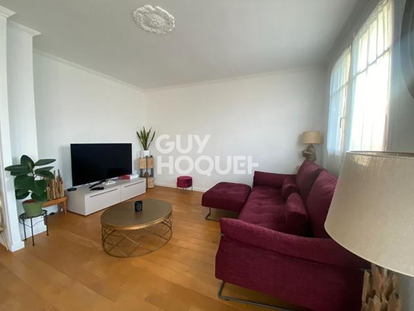 Appartement 4 pièces 75m² Quartier Saint-Louis Dernier étage Calme absolu Versailles