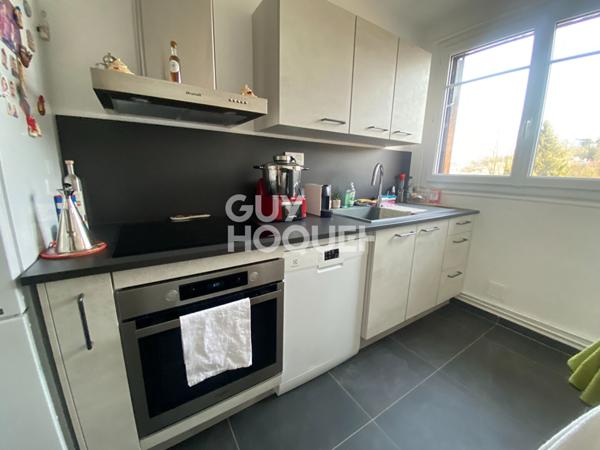 Appartement 4 pièces 75m² Quartier Saint-Louis Dernier étage Calme absolu Versailles