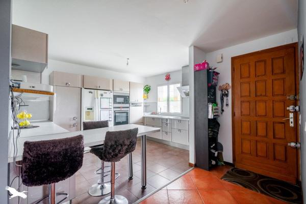 Maison à vendre |  Saint-Jory |  6 pièces | 161 m²