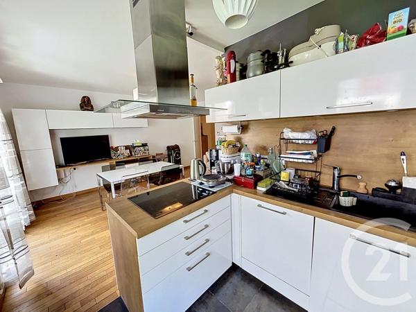 Appartement F3 à vendre  3 pièces - 59,79 m 2   VELIZY VILLACOUBLAY  - 78