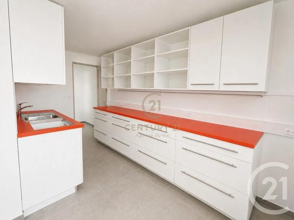 Appartement F4 à vendre  4 pièces - 90,20 m 2   CHAMPS SUR MARNE  - 77