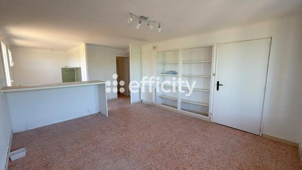 Maison
         6 pièces
        - 113 m² 280 000 € *