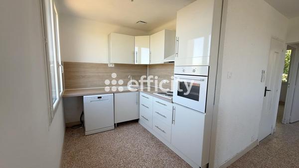 Maison
         6 pièces
        - 113 m² 280 000 € *
