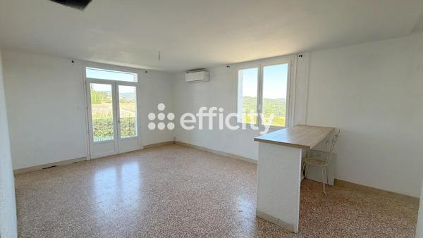 Maison
         6 pièces
        - 113 m² 280 000 € *