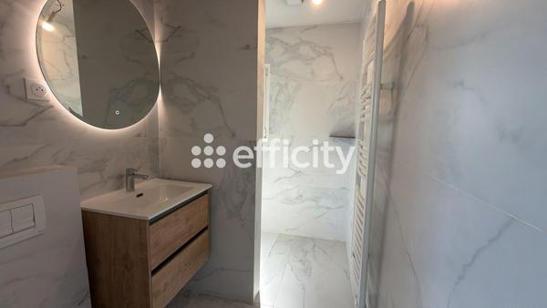 Maison
         6 pièces
        - 113 m² 280 000 € *