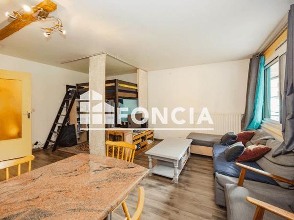 À vendre Studio 31.2 m² - Rennes 35000