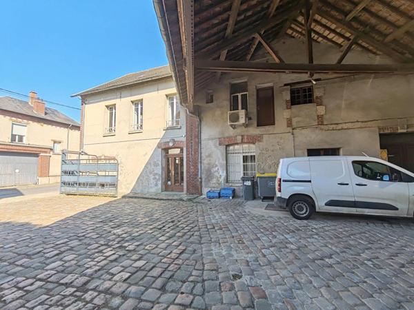 Vente Maison 11 pièces 240 m2 à Villers-Cotterêts