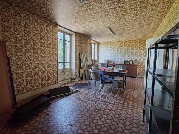 Vente Maison 11 pièces 240 m2 à Villers-Cotterêts