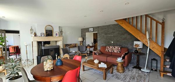 Maison à vendre    3 pièces •  La Roche-Rigault