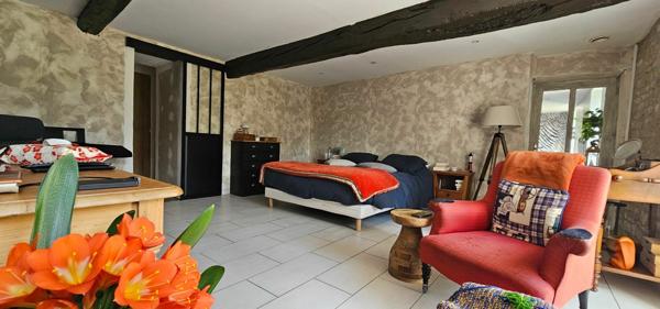 Maison à vendre    3 pièces •  La Roche-Rigault