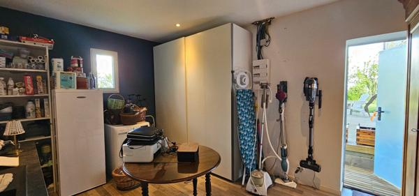 Maison à vendre    3 pièces •  La Roche-Rigault