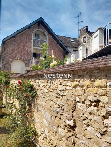 Exclusivite a Pacy Sur Eure - Charme et calme en centre-ville - terrasse et box prive